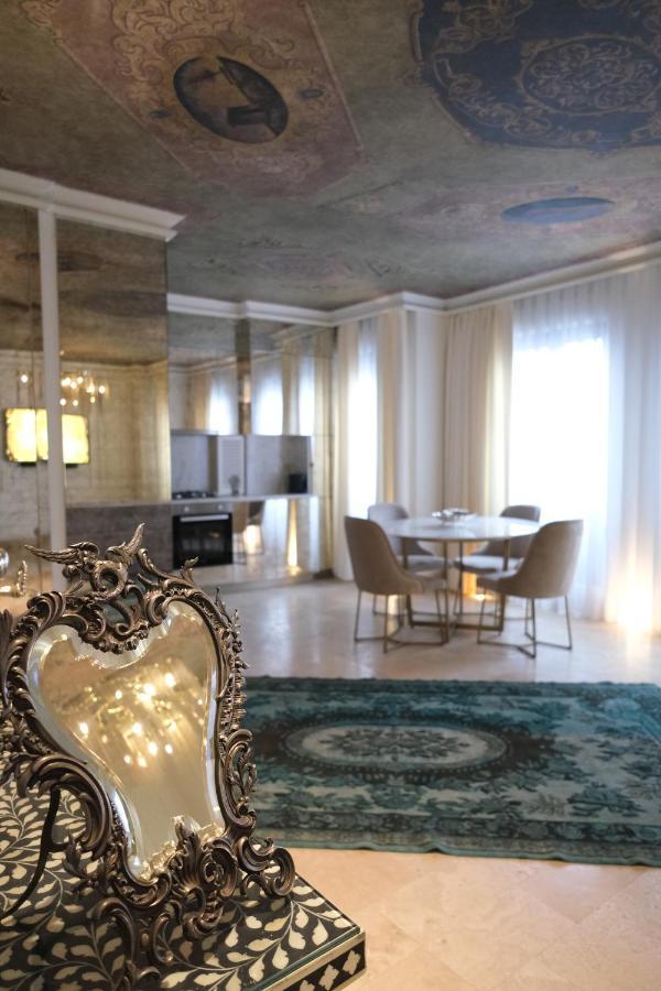 Ab Residences -Cihangir Luxury Antique Apartment Isztambul Kültér fotó
